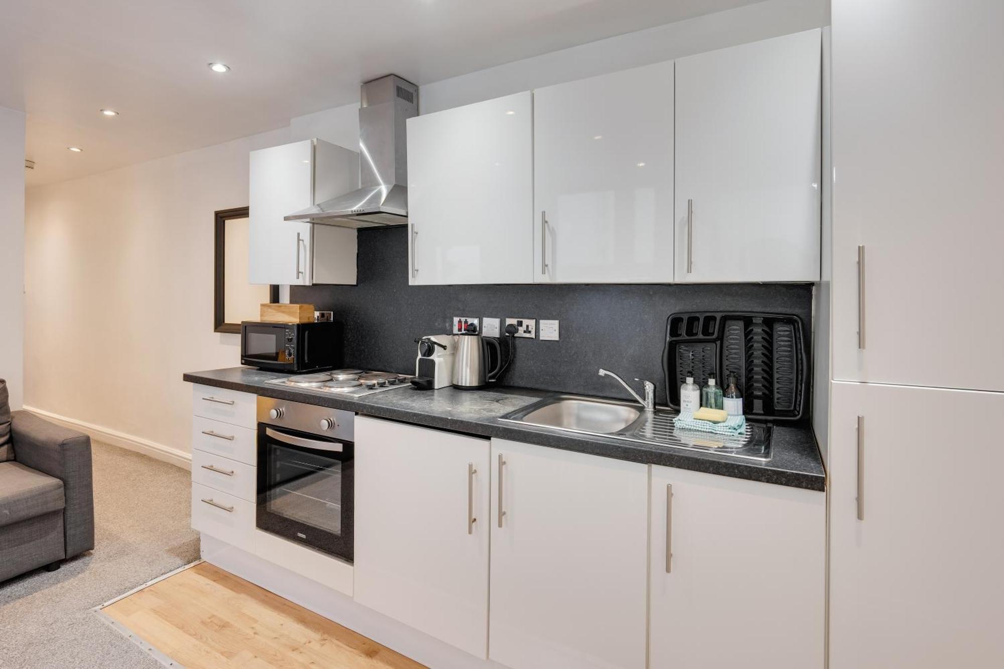 2 Bedroom Aprtmnt For Upto 6 Nr Centre, Uni &Parks Cardiff Buitenkant foto